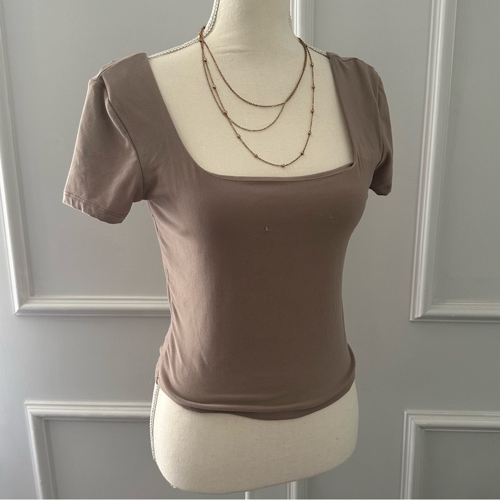 Soft greige clay taupe brown short sleeve square neck crop top